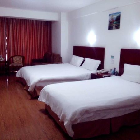 Greentree Inn Shandong Weihai Shichang Avenue Business Hotel Екстер'єр фото